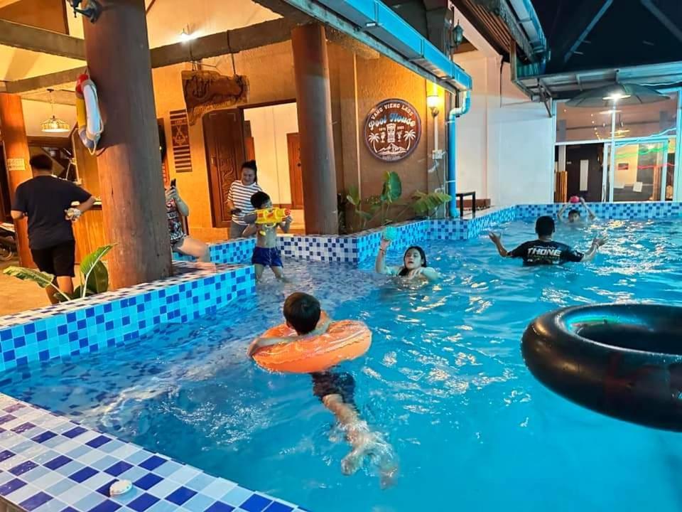 Vangvieng Pool House Hotel Vang Vieng Luaran gambar