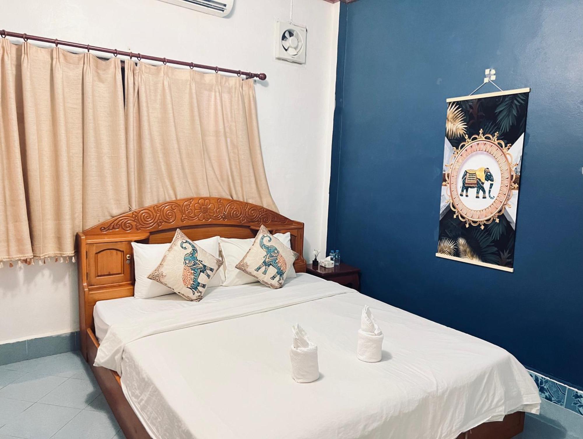 Vangvieng Pool House Hotel Vang Vieng Luaran gambar