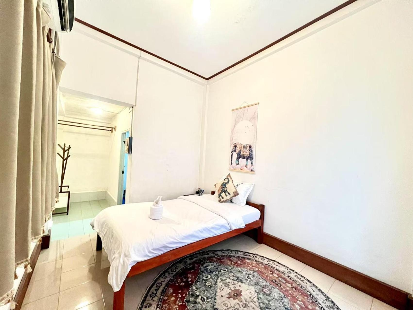 Vangvieng Pool House Hotel Vang Vieng Luaran gambar
